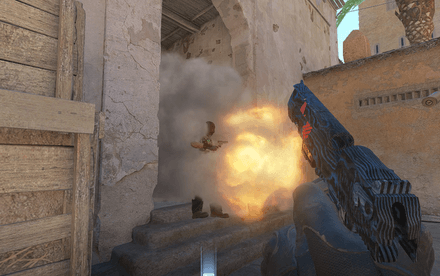 Fast Spamming in Close Distances Desert Eagle in CS2